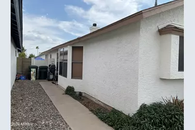 8805 W Vale Drive, Phoenix, AZ 85037 - Photo 15