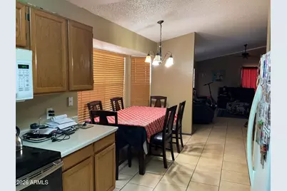 8805 W Vale Drive, Phoenix, AZ 85037 - Photo 7