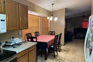8805 W Vale Dr, Phoenix, AZ 85037 - Photo 7
