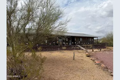 19080 E Indian Hills Drive, Black Canyon City, AZ 85324 - Photo 1