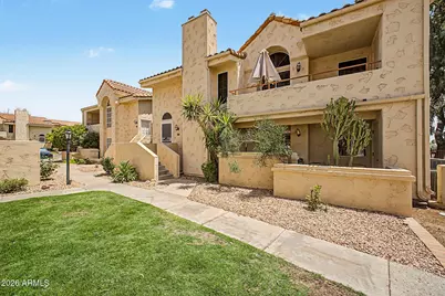 1333 E Morten Avenue #206, Phoenix, AZ 85020 - Photo 1