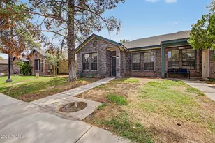 118 N Heritage Dr, Gilbert, AZ 85234 - Photo 3