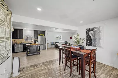 10526 W Devonshire Avenue, Phoenix, AZ 85037 - Photo 9