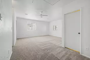 10719 W Vista Ave, Glendale, AZ 85307 - Photo 15