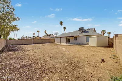 10719 W Vista Avenue, Glendale, AZ 85307 - Photo 27