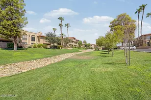 10410 N Cave Creek Rd, Phoenix, AZ 85020 - Photo 37