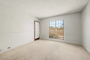 10410 N Cave Creek Rd, Phoenix, AZ 85020 - Photo 23