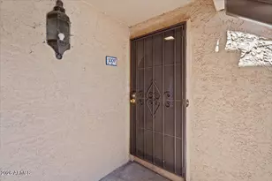 10410 N Cave Creek Rd, Phoenix, AZ 85020 - Photo 5