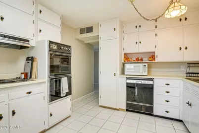 11469 W Illinois Avenue, Youngtown, AZ 85363 - Photo 5