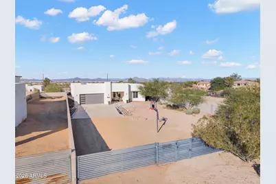 2252 E South Mountain Avenue, Phoenix, AZ 85042 - Photo 47