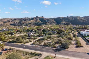 2252 E South Mountain Ave, Phoenix, AZ 85042 - Photo 3
