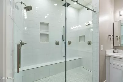 2252 E South Mountain Avenue, Phoenix, AZ 85042 - Photo 27
