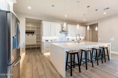2252 E South Mountain Avenue, Phoenix, AZ 85042 - Photo 7