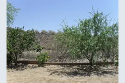6423 W Villa Linda Drive, Glendale, AZ 85310 - Photo 7