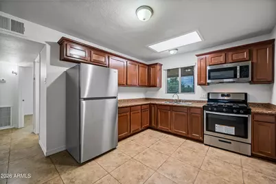 4115 N 18th Drive, Phoenix, AZ 85015 - Photo 5