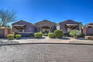 3935 E Rough Rider Rd, Phoenix, AZ 85050 - Photo 31