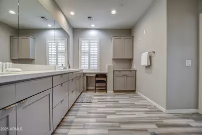 3935 E Rough Rider Road #Unit 1337, Phoenix, AZ 85050 - Photo 21