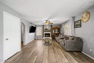 5758 W Brown St, Glendale, AZ 85302 - Photo 11