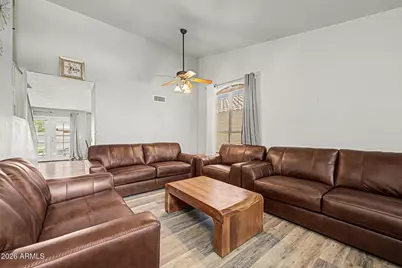 5758 W Brown Street, Glendale, AZ 85302 - Photo 7