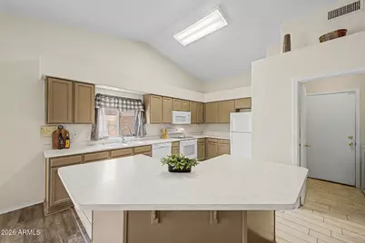 15654 N Ulrich Way, Surprise, AZ 85374 - Photo 9