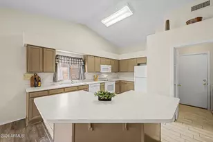 15654 N Ulrich Way, Surprise, AZ 85374 - Photo 9