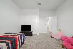 7321 N 123rd Dr, Glendale, AZ 85307 - Photo 9