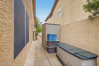 1071 S Honeysuckle Lane, Gilbert, AZ 85296 - Photo 37