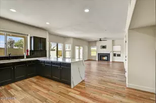 3845 E Windsong Dr, Phoenix, AZ 85048 - Photo 7