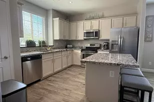3708 E Kerry Ln, Phoenix, AZ 85050 - Photo 13