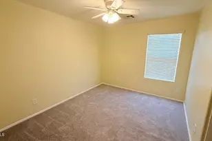 19546 N Krupps Ct, Maricopa, AZ 85138 - Photo 9