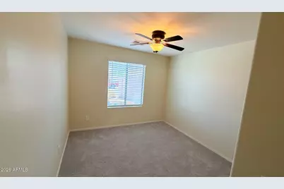 19546 N Krupps Court, Maricopa, AZ 85138 - Photo 7