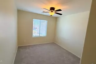 19546 N Krupps Ct, Maricopa, AZ 85138 - Photo 7