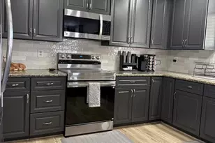 8609 W Vogel Ave, Peoria, AZ 85345 - Photo 7