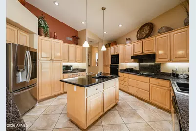 2329 E Hatcher Road, Phoenix, AZ 85028 - Photo 3