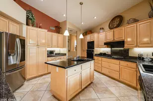 2329 E Hatcher Rd, Phoenix, AZ 85028 - Photo 3