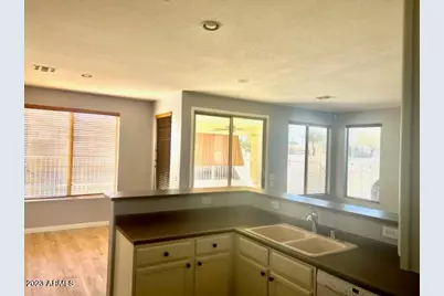1481 W Hawk Way, Chandler, AZ 85286 - Photo 5