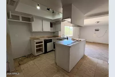 4137 W Luke Avenue, Phoenix, AZ 85019 - Photo 9