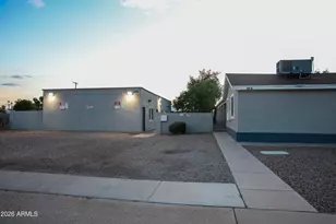 464 S Washington St, Chandler, AZ 85225 - Photo 11