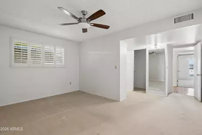 10906 W Roundelay Circle S, Sun City, AZ 85351 - Photo 19
