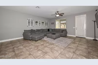 10218 W Levi Drive, Tolleson, AZ 85353 - Photo 11
