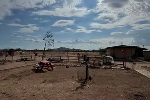 6994 N Maple St, Maricopa, AZ 85139 - Photo 9