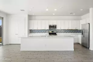 9207 W Sells Dr, Phoenix, AZ 85037 - Photo 7