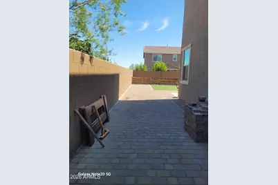 9207 W Sells Drive, Phoenix, AZ 85037 - Photo 15