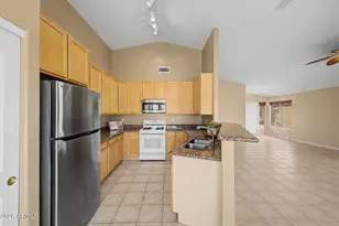 436 W Gary Ave, Gilbert, AZ 85233 - Photo 9