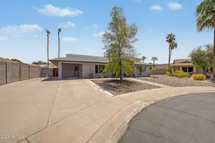 3923 S Dorsey Ln, Tempe, AZ 85282 - Photo 35