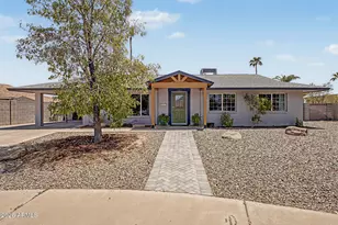 3923 S Dorsey Ln, Tempe, AZ 85282 - Photo 3