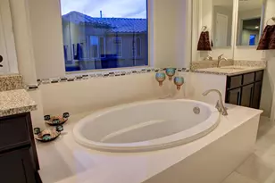 3607 E Salter Dr, Phoenix, AZ 85050 - Photo 13