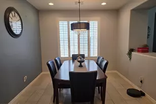 3607 E Salter Dr, Phoenix, AZ 85050 - Photo 7