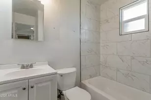 110 N 33rd Ave, Phoenix, AZ 85009 - Photo 7