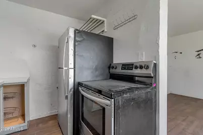 110 N 33rd Avenue, Phoenix, AZ 85009 - Photo 5